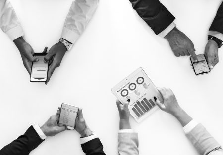 What are the key themes from r10’s InsurTech Initiative?  